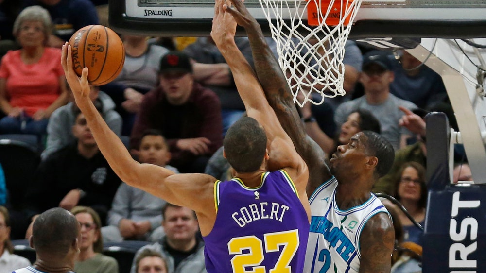Mitchell, Gobert help Jazz withstand Walker’s 47 points