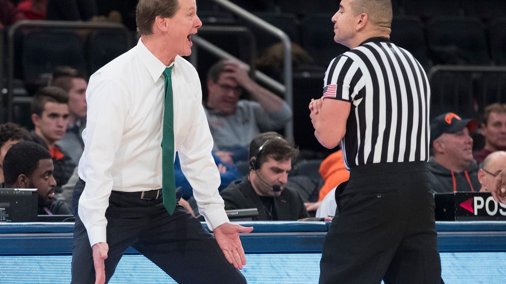 The Latest: Iowa tops No. 13 Oregon 77-69