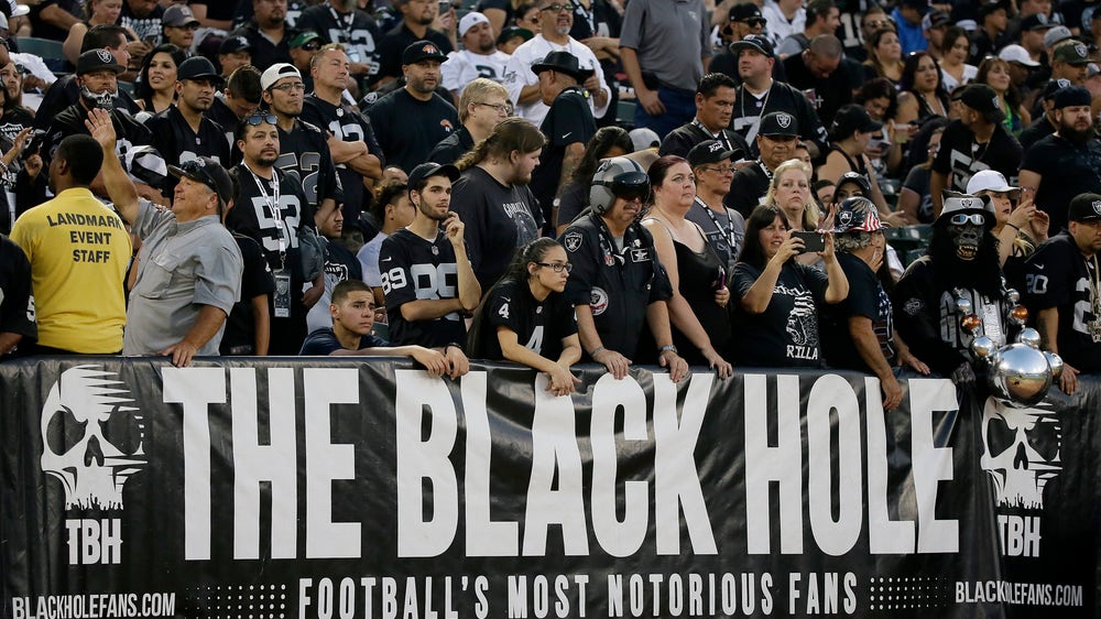 NFL At 100: Raiders' slow exit from Oakland painful for fans