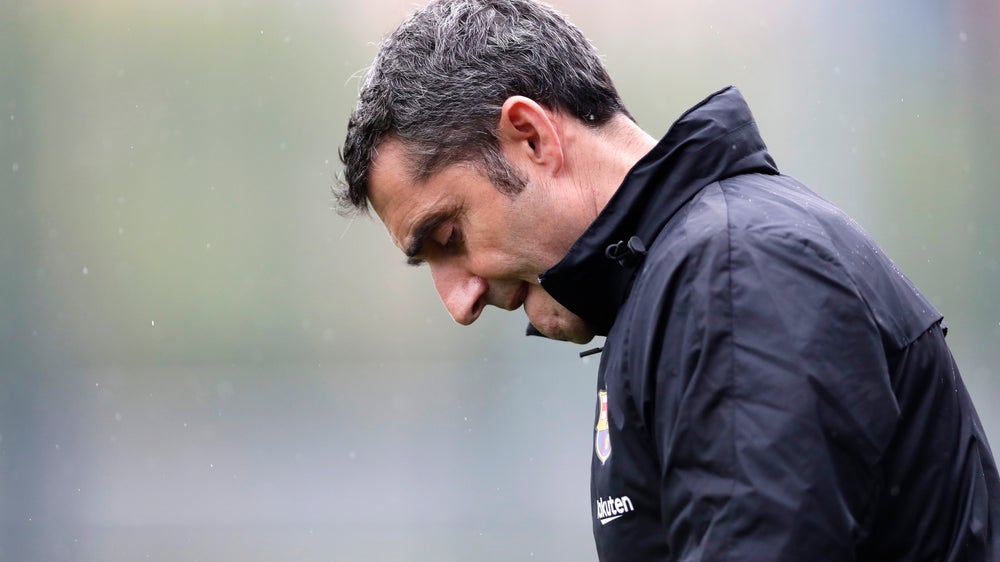 Valverde under pressure after dismal end to Barcelona season
