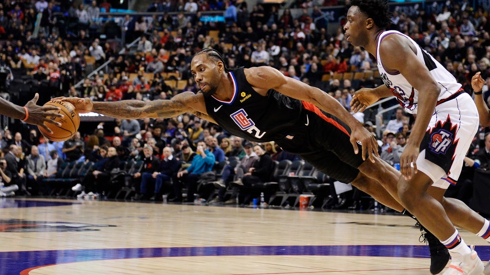 Leonard scores 24 points as Clippers beat Raptors 112-92