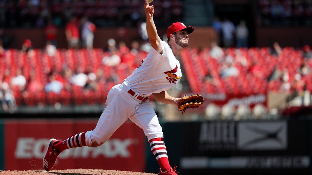 Cardinals rout Giants 10-0, maintain 2½-game NL Central lead