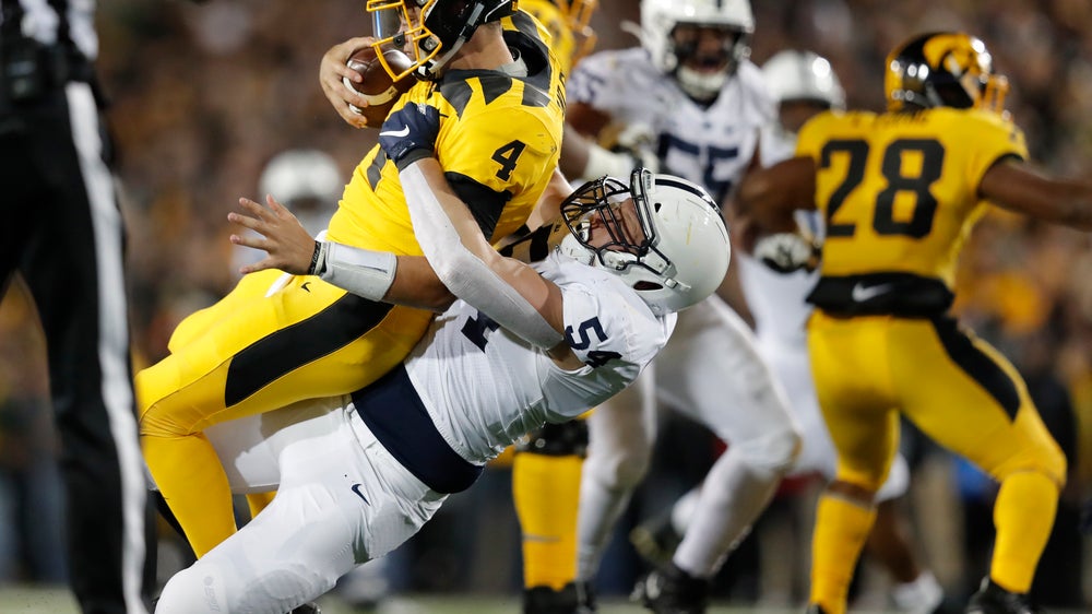 No. 10 Penn State holds off No. 17 Iowa 17-12