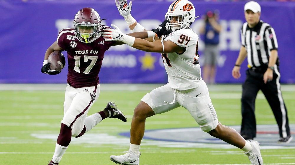 No. 19 Iowa beats No. 22 USC 49-24 in Holiday Bowl