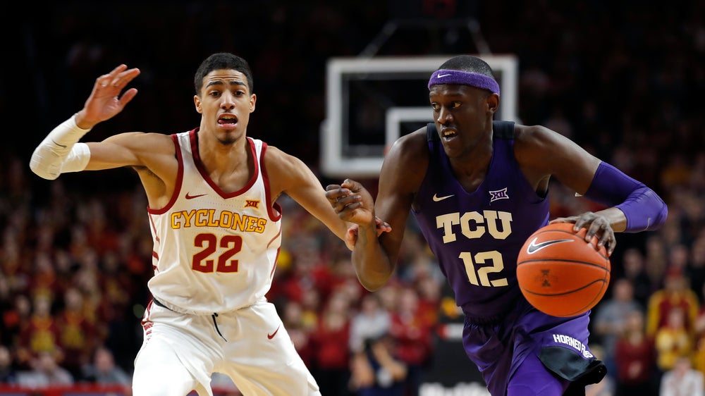 TCU rides big first-half run to upset at No. 17 Iowa State