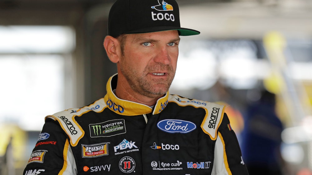 Clint Bowyer captures pole for NASCAR All-Star race