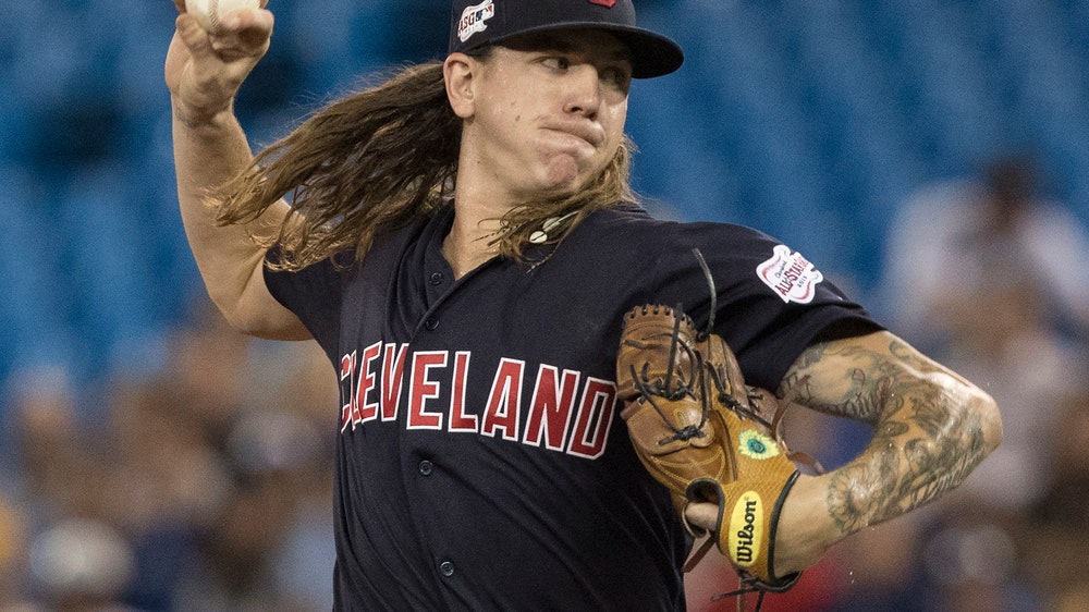 Clevinger wins 3rd straight, Indians beat Blue Jays 7-3