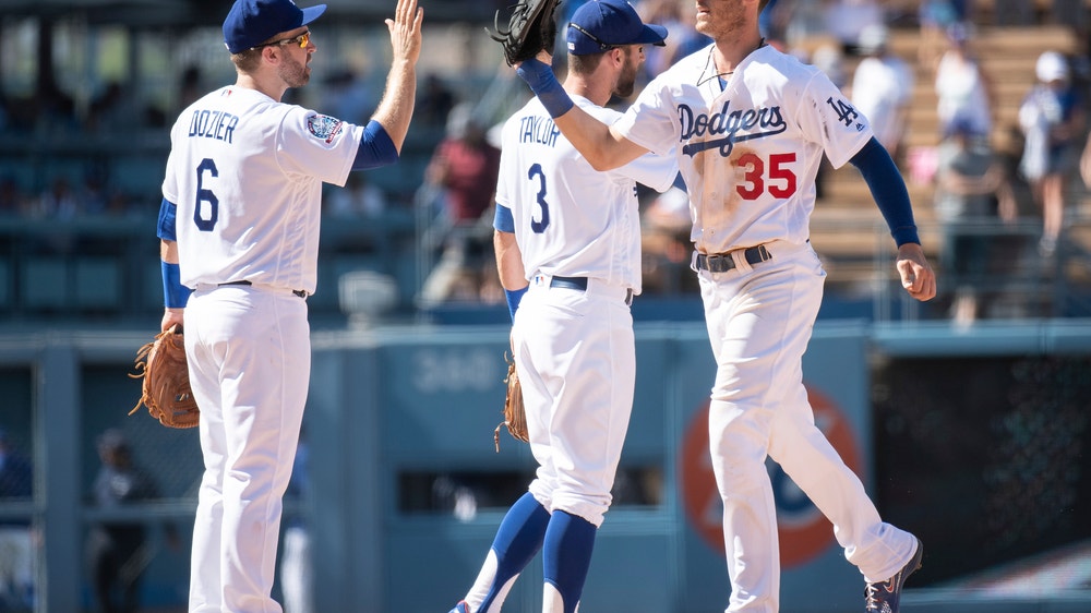 Dozier, Machado lead Dodgers to 3-2 win over Astros