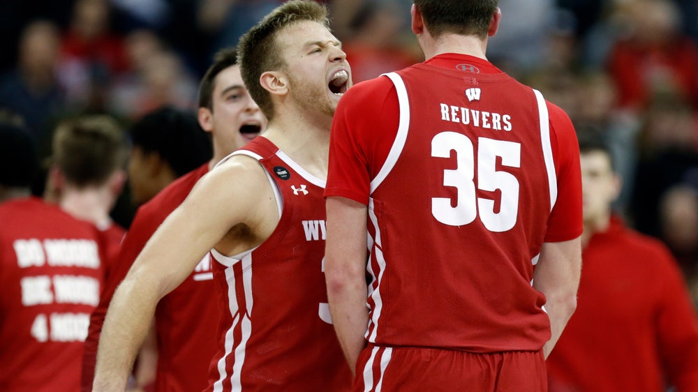 Wisconsin rallies late to upset No. 5 Ohio State 61-57