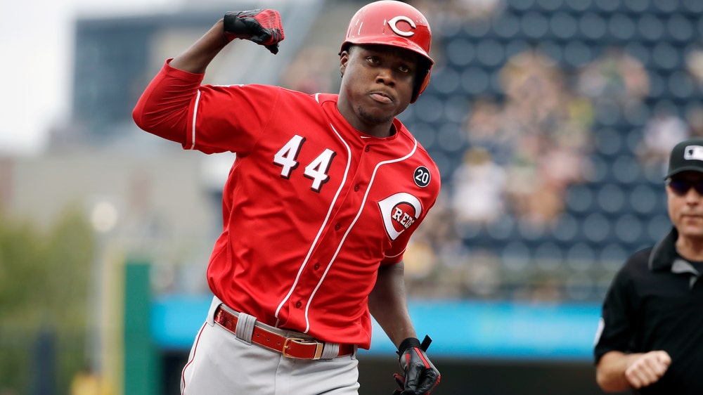 Hurdle fired, Reds beat Pirates 3-1 in season finale