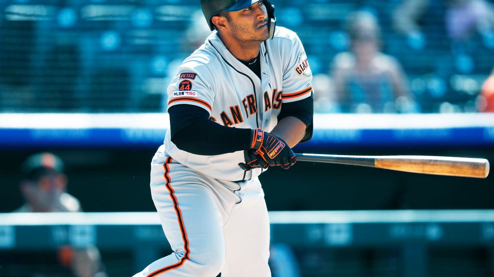 Solano's go-ahead homer keys Giants 11-8 win over Rockies