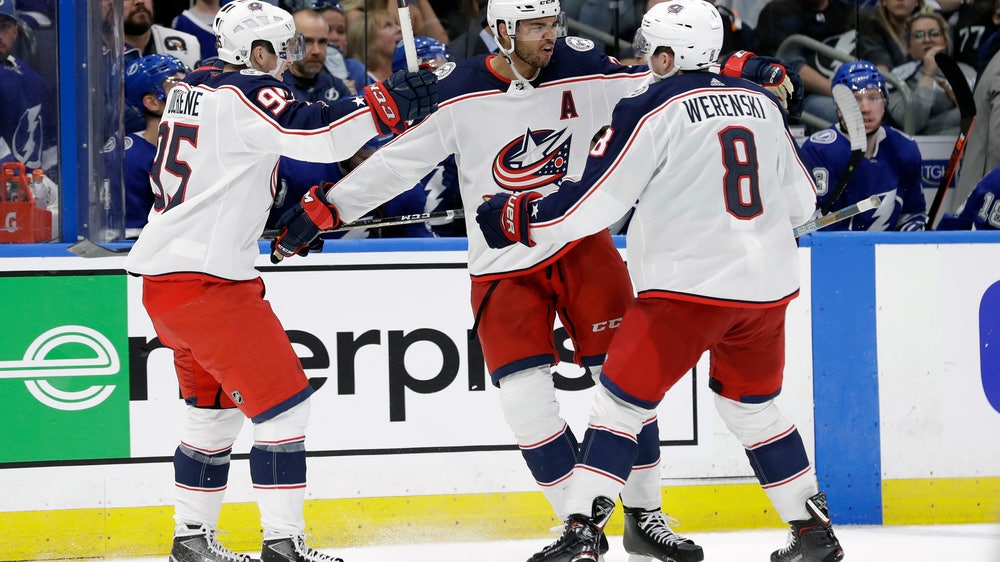 Blue Jackets stun Lightning with 3rd-period comeback