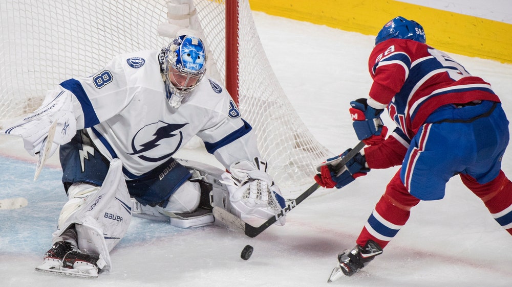 Stamkos scores twice, leads Lightning past Canadiens 4-1