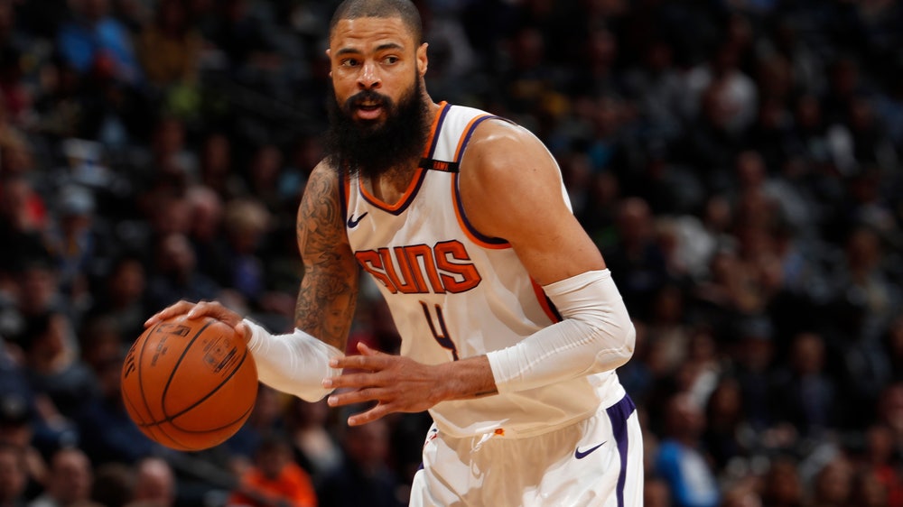 LA Lakers sign C Tyson Chandler after buyout from Suns