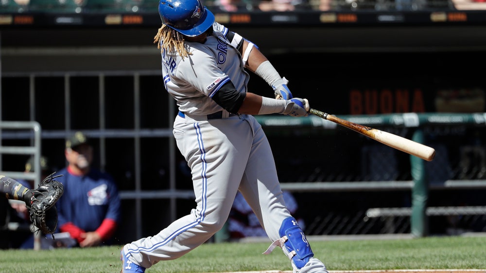 Guerrero Jr. homers again, Blue Jays beat White Sox 5-2