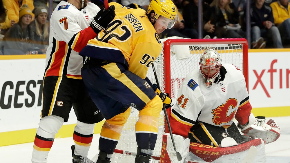 Smith, Monahan lead Flames over Predators 3-0