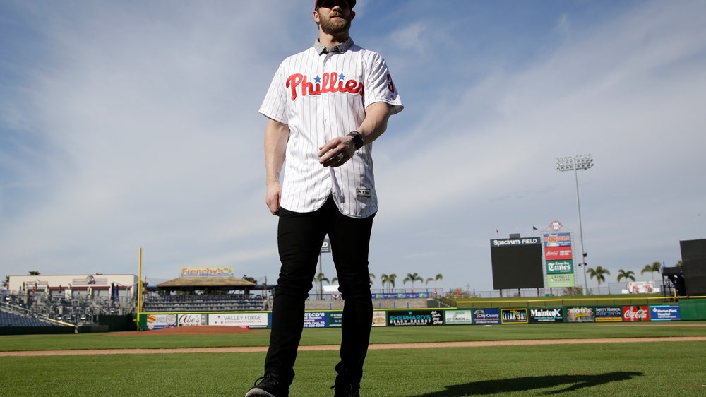 Bryce time: Phillies announce Harper’s $330 million deal