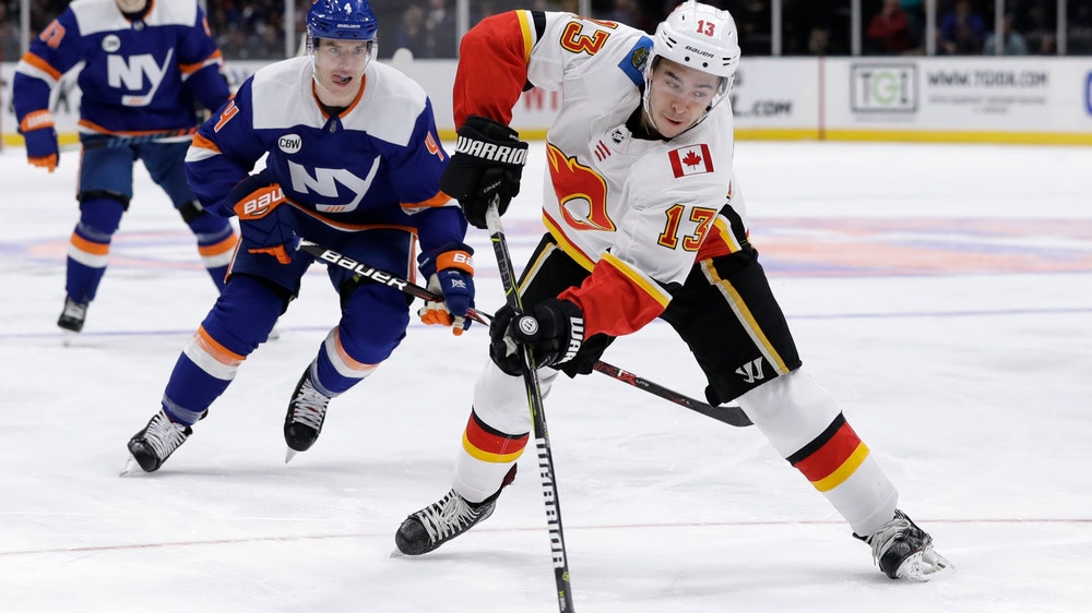 Backlund, Andersson score in 3rd, Flames beat Islanders 3-1
