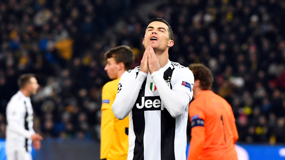 Juventus loses at Young Boys, wins group after Man U defeat