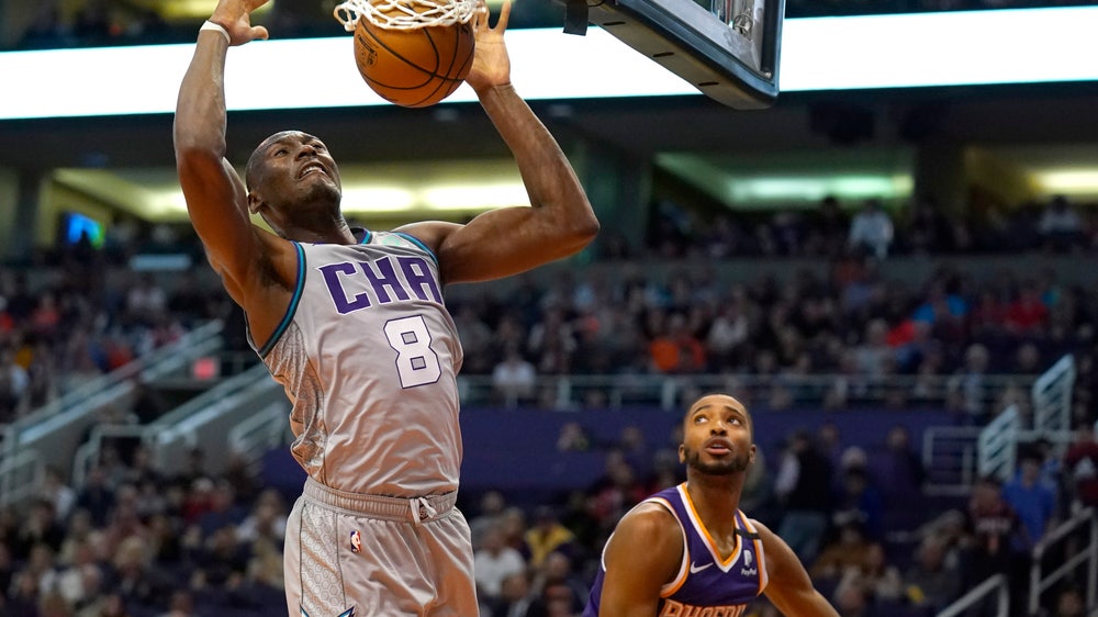 Oubre steps up as Booker struggles, Suns beat Hornets 100-92