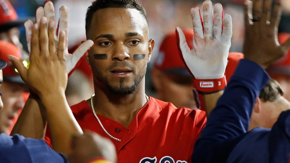 AP source: Red Sox, Bogaerts agree at $132M through 2025