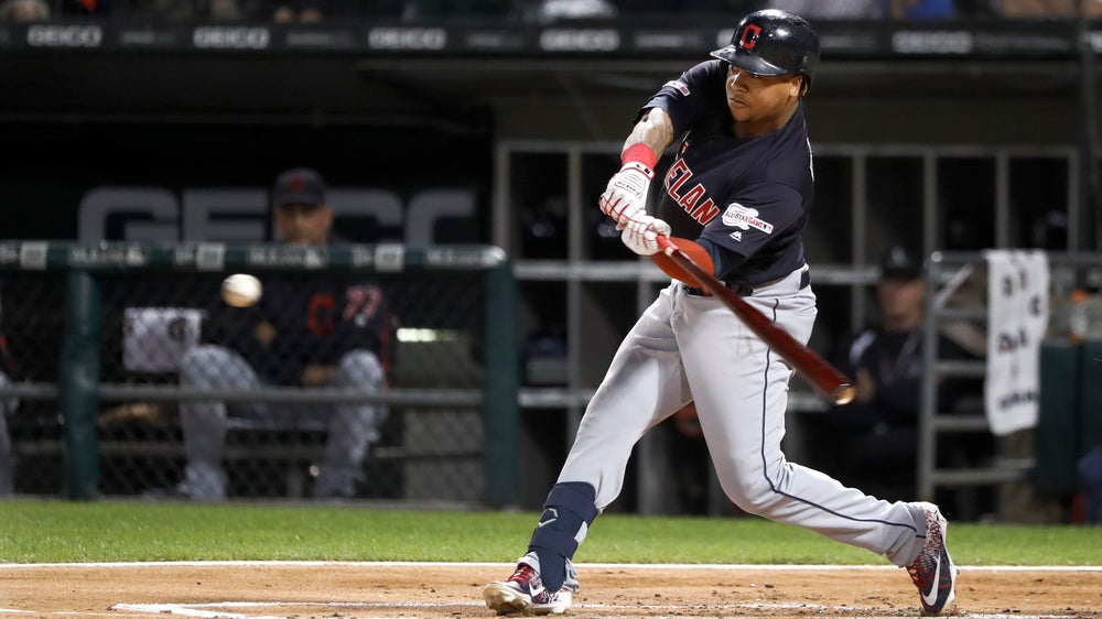 Happy returns: Ramírez hits slam, 3-run HR in 1st game back