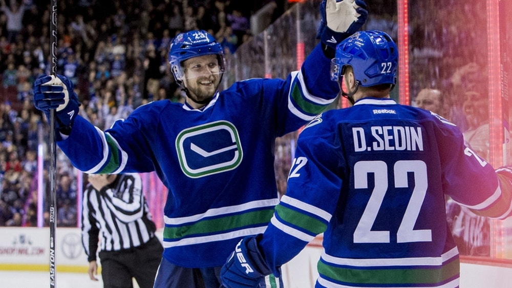 Vancouver Canucks Need to Mirror Toronto Maple Leafs Plan
