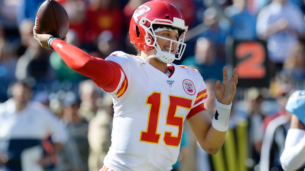 Titans edge Chiefs in Mahomes' return; Packers hold on