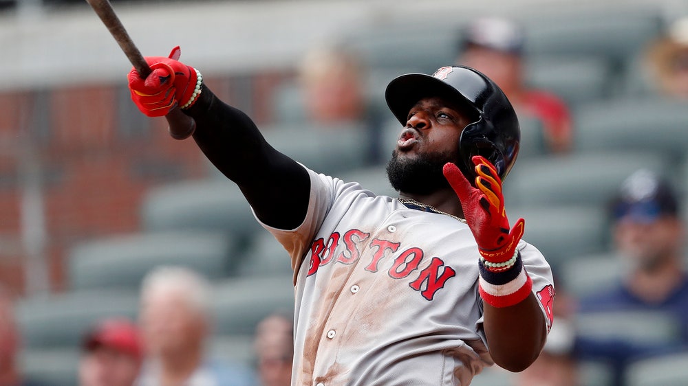 Brandon Phillips hits winning homer in Red Sox debut