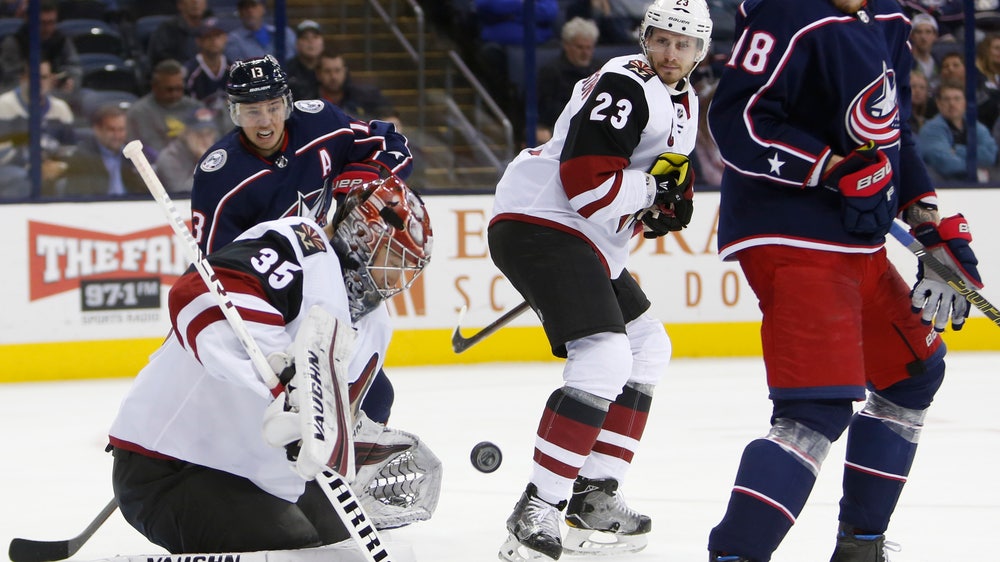 Fischer’s 1st hat trick sends Coyotes past Blue Jackets 4-1