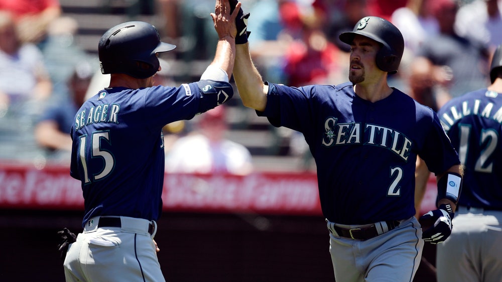 Encarnación hits 400th homer, Mariners blast Angels 9-3