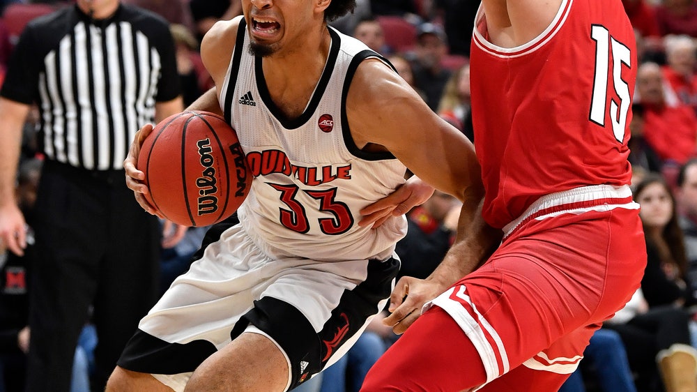 Late run helps No. 3 Louisville beat Miami of Ohio 70-46