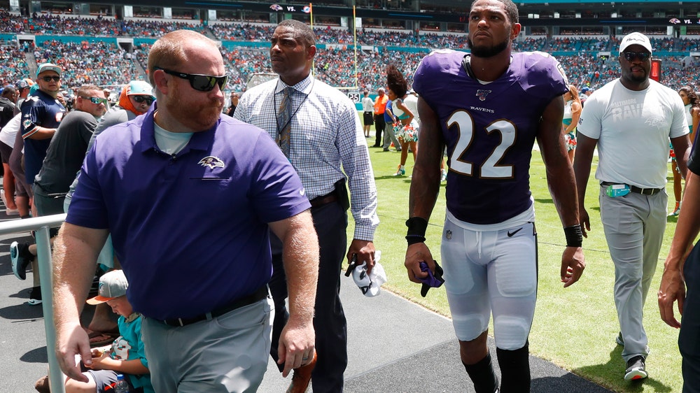 Ravens CB Smith to miss 'multiple weeks' with knee injury