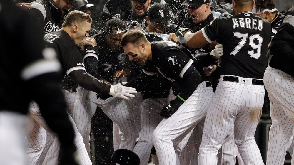 Delmonico’s 3-run HR in 9th lifts White Sox over Red Sox 6-4