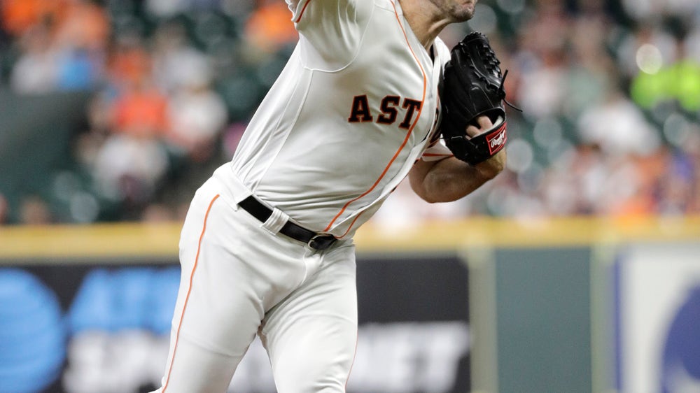 Verlander wins 19th as Astros beat Rangers 4-1