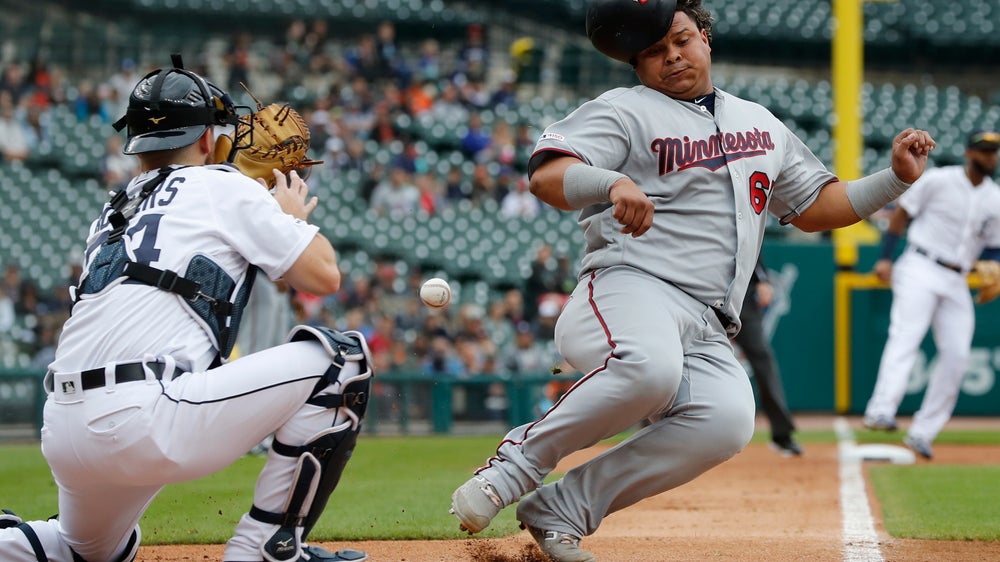Cave, Cruz drive in two runs as Twins beat Tigers 8-3