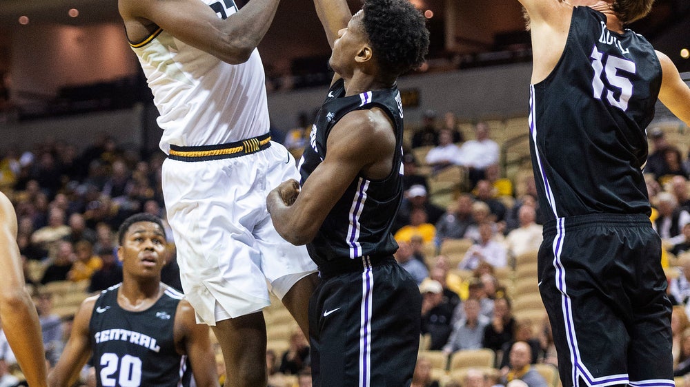Missouri wins opener over Central Arkansas 68-55