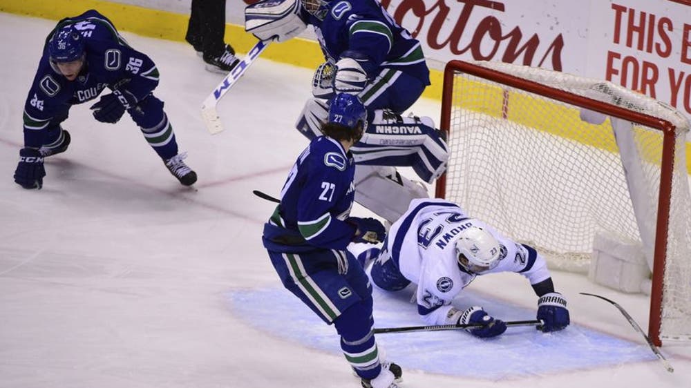 Tampa Bay Lightning Fall In Season Finale Against Vancouver Canucks