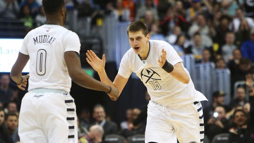 Do You Hear What I Hear? Lost in the last four minutes... again...