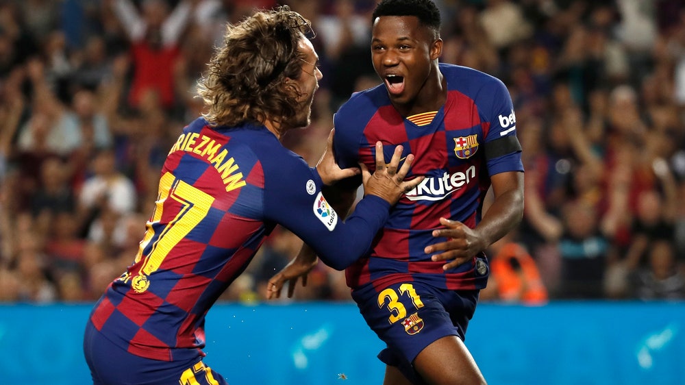 Barca teen Ansu Fati leads rout of Valencia, sets new record