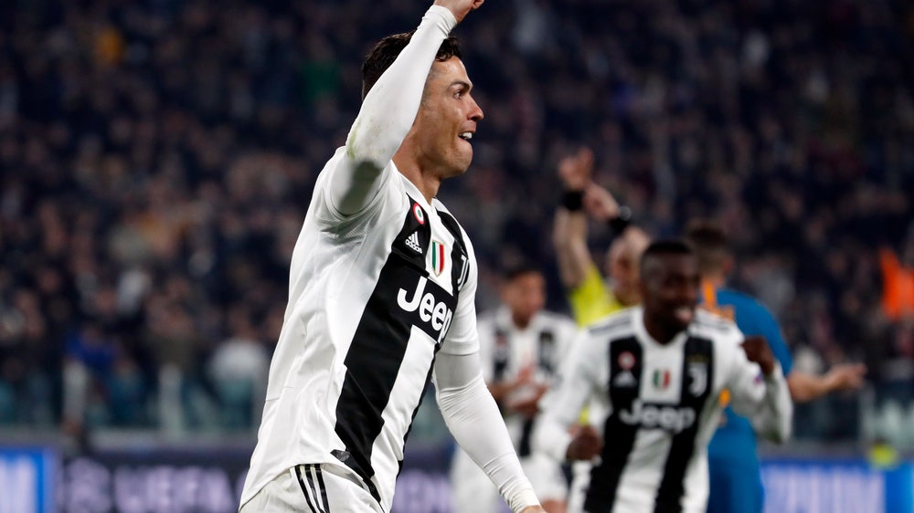Ronaldo nets hat trick to send Juventus into CL quarters