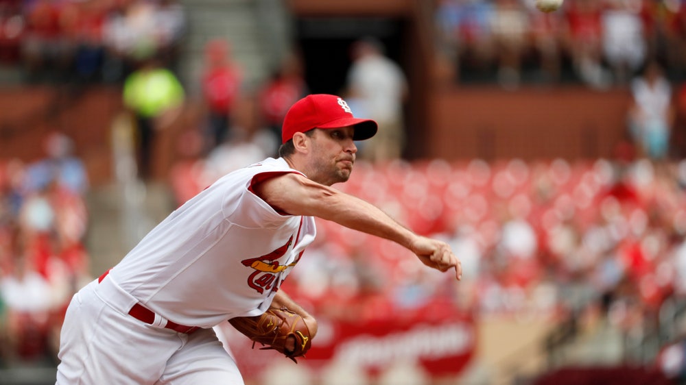 Wainwright leads surging Cardinals to 3-1 win over Giants