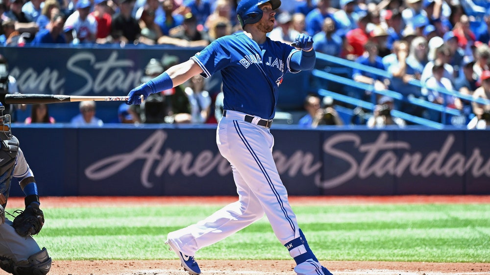 Soler homers, drives in 2 as Royals beat Blue Jays 7-6