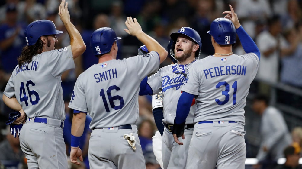 Muncy hits slam for Dodgers, who get NL home-field edge