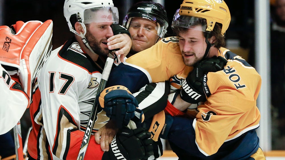 Watson’s hat trick leads Predators over Ducks 5-2