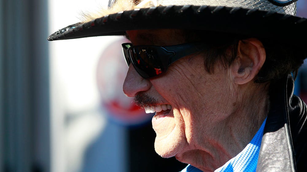 Richard Petty, Funkmaster Flex collaborate on a serious selfie