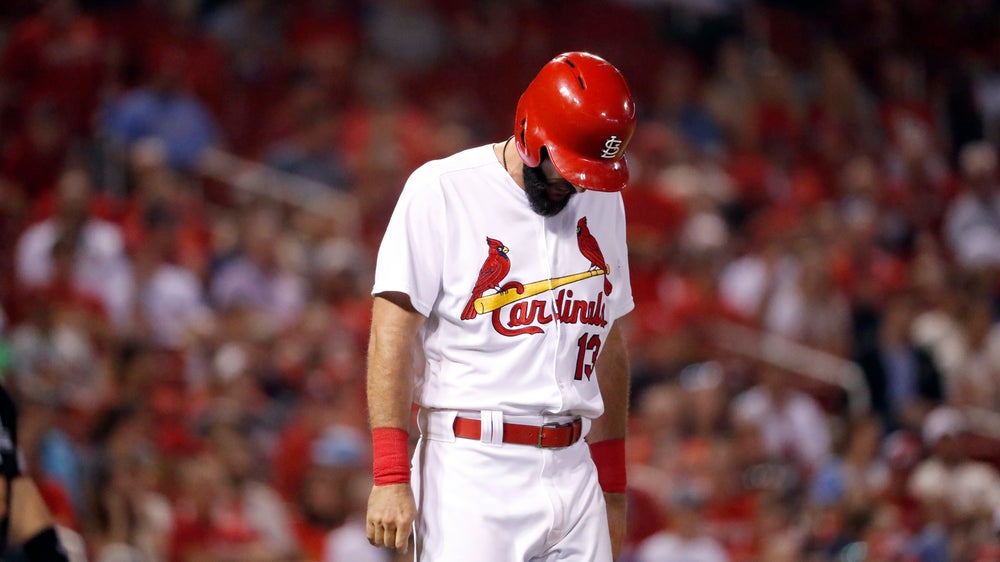 Cardinals’ Matt Carpenter hit by pitch, leaves game