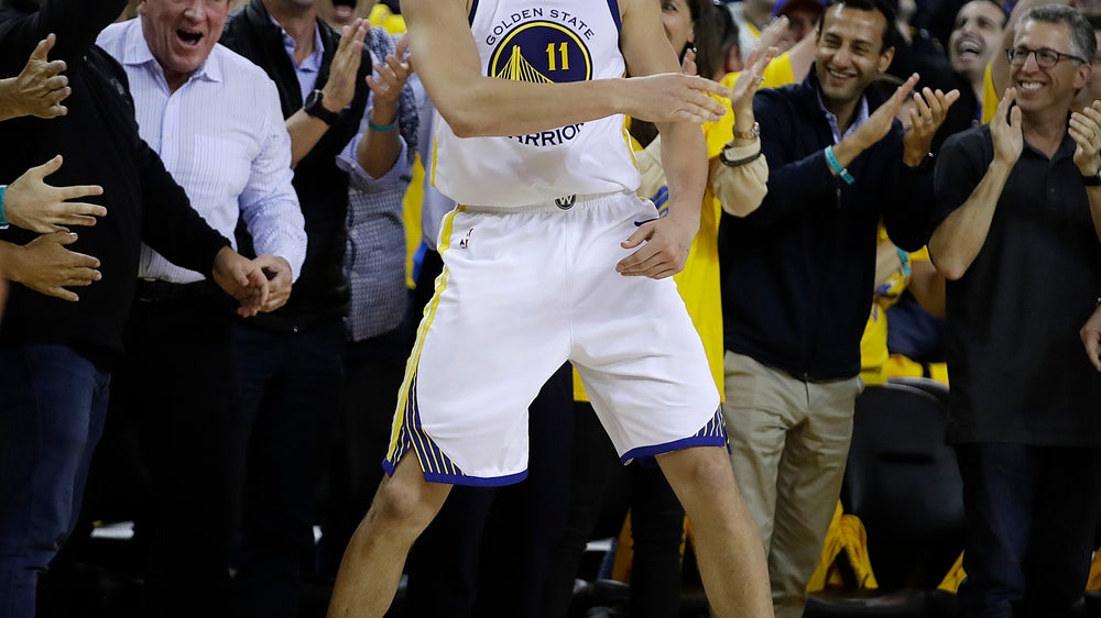 Durant gets hurt, Warriors hold off Rockets in Game 5