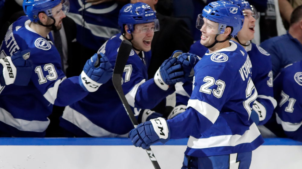 Verhaeghe's hat trick helps Lightning rout Canucks 9-2