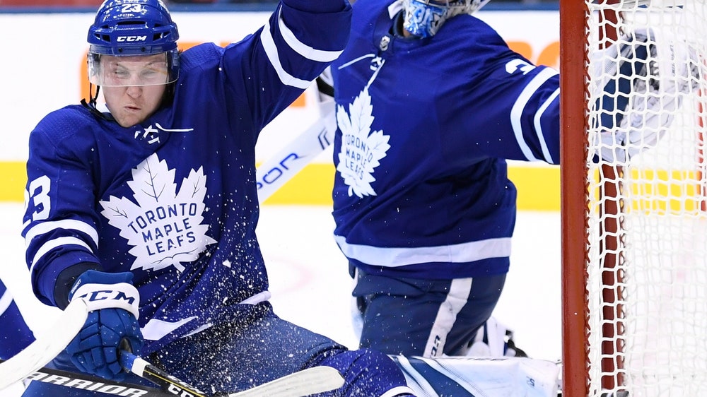 Austin Matthews scores in OT, Maple Leafs beat Canadiens 3-2
